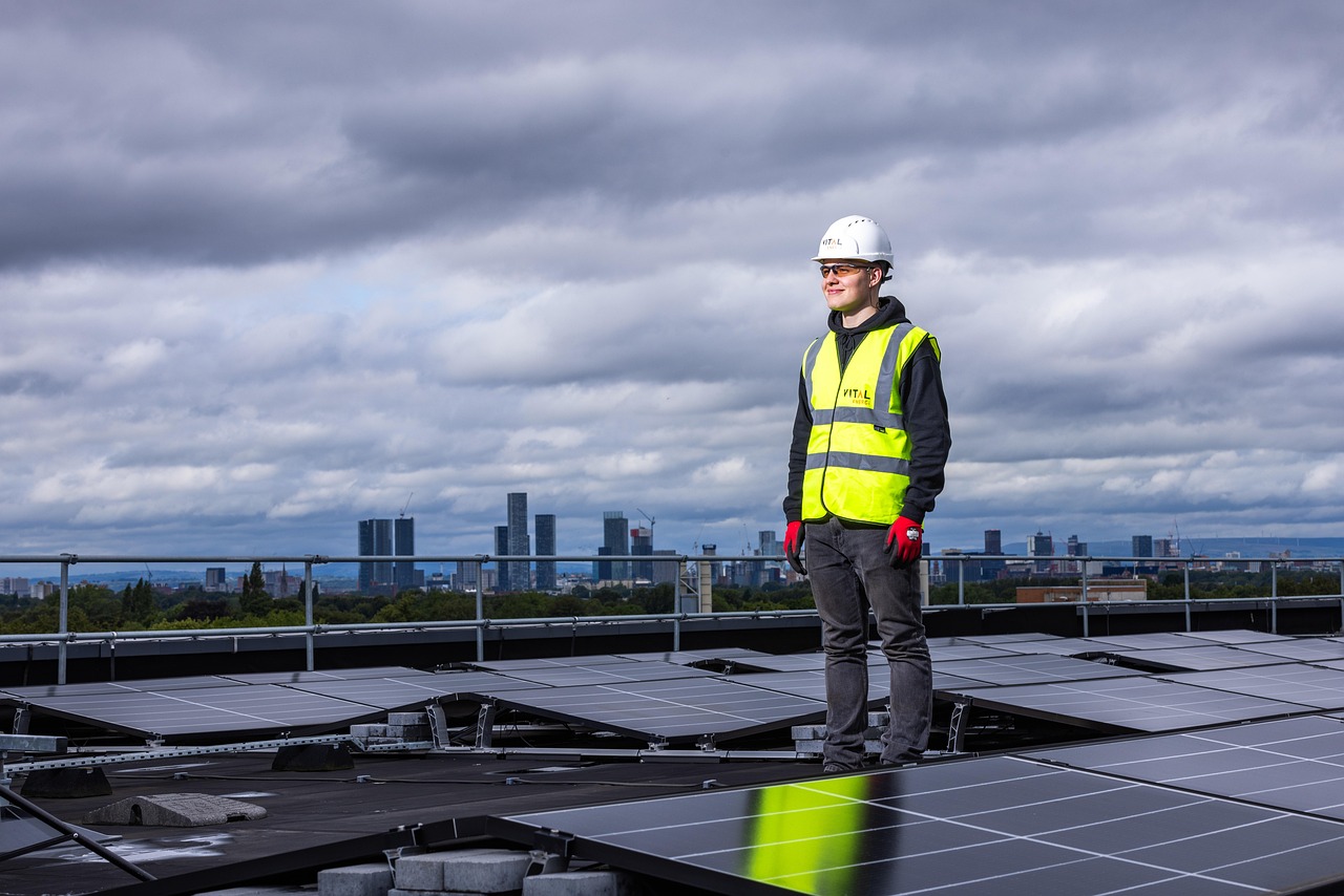 découvrez comment les panneaux solaires transforment la lumière du soleil en énergie propre et renouvelable, tout en réduisant vos factures d'électricité et votre empreinte carbone. informez-vous sur les avantages, le fonctionnement et les options disponibles pour une installation efficace à domicile.